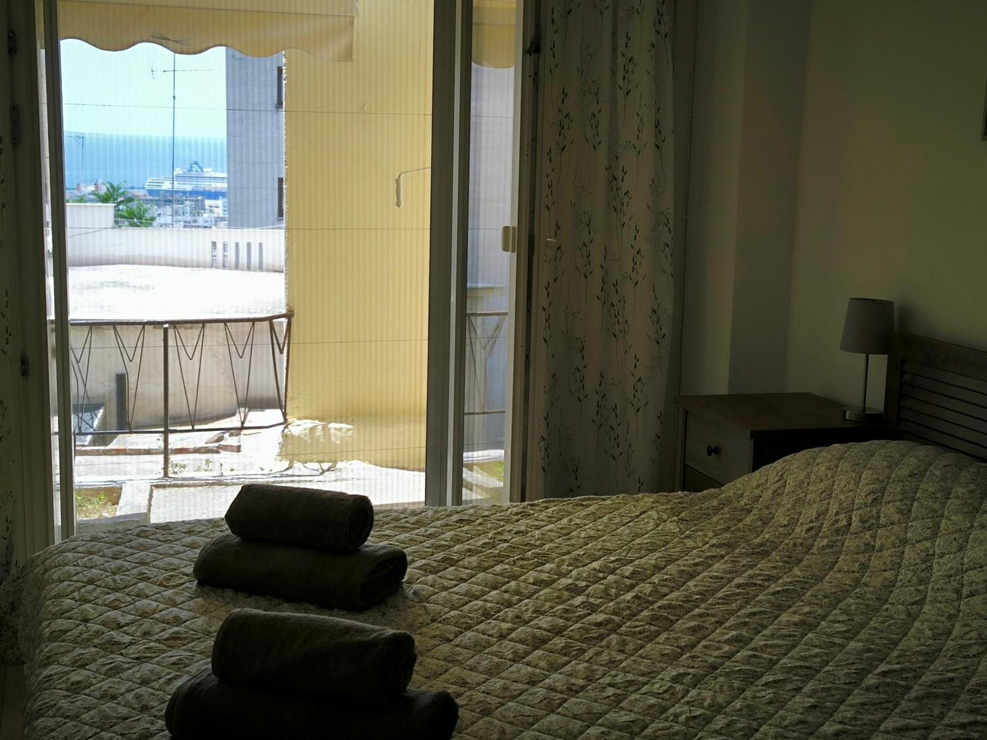 Port View, Veranda, 80 Sqm, Spacious Place For 6 Thessaloníki Exteriör bild
